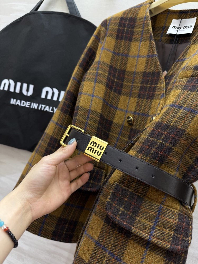 Шерстяное клетчатое пальто фото 7