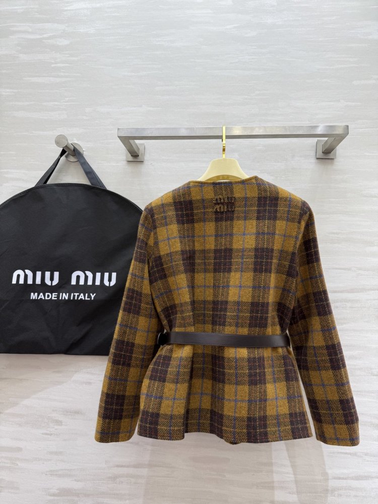 Шерстяное клетчатое пальто фото 8