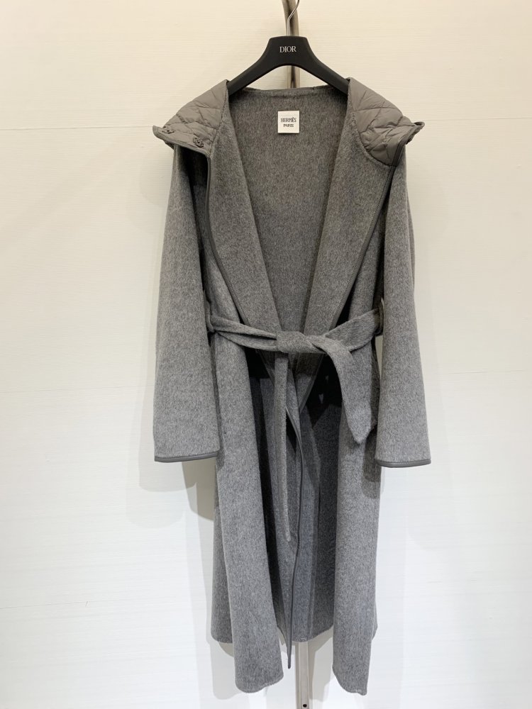 Шерстяное пальто с капюшоном фото 2