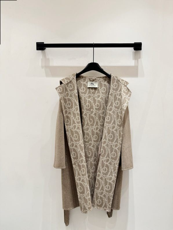 Wool coat from hood фото 4