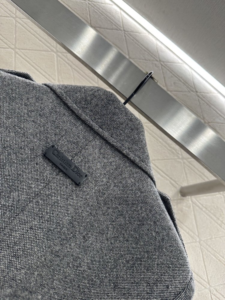 Вовняне пальто з лацканами і поясом фото 8