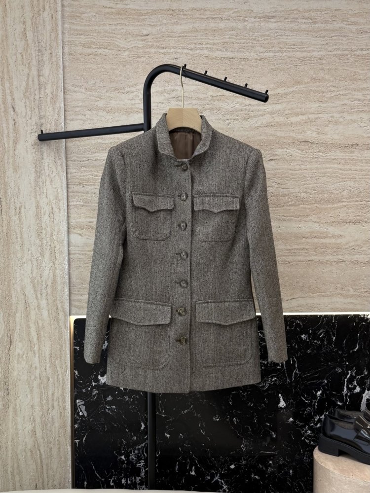 Шерстяное пальто женское