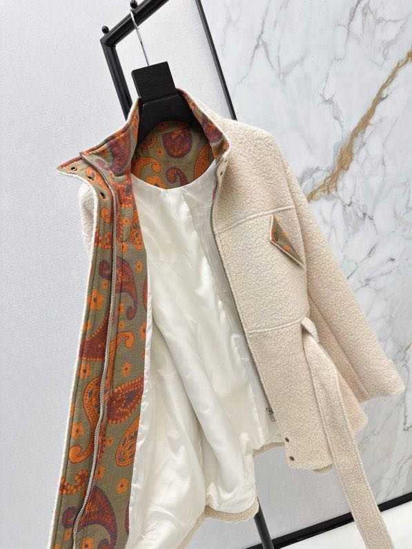 Шерстяное пальто женское фото 8