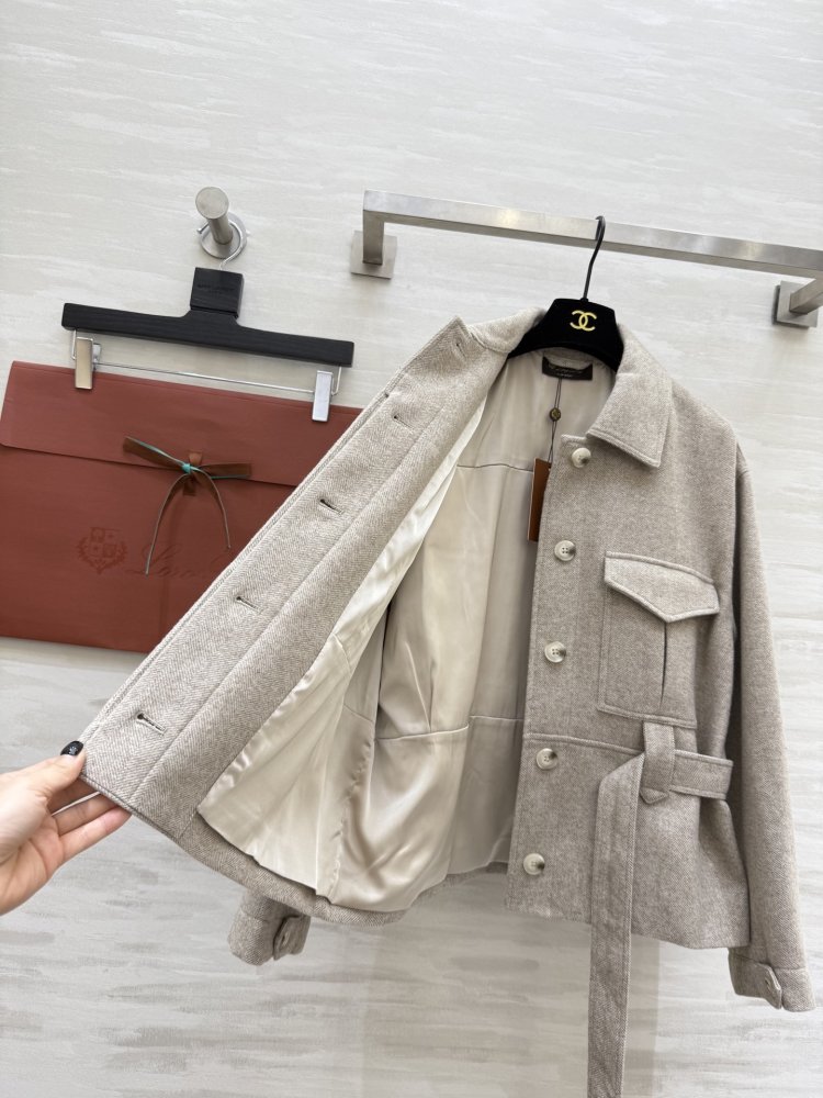 Вовняне пальто фото 3