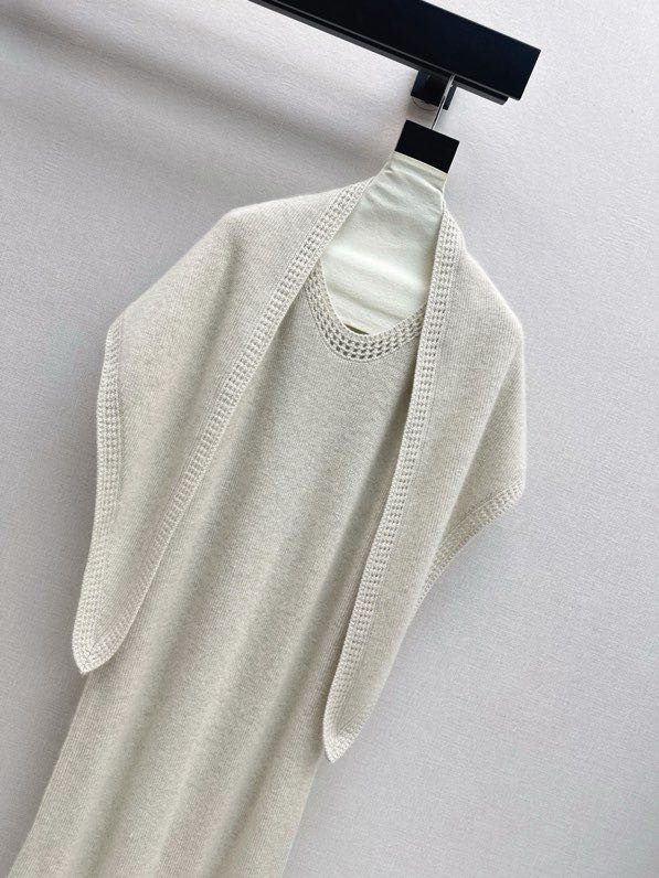 Вовняне Плаття, Сукня без рукавів з шаллю фото 3