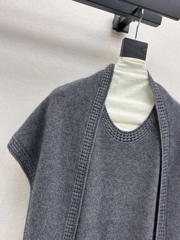 Шерстяное платье без рукавов с шалью фото 8