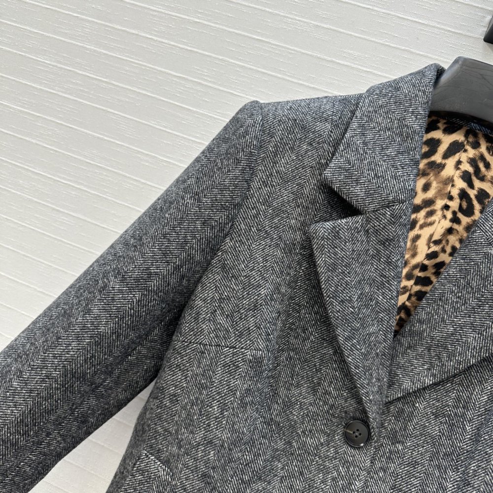 Шерстяной блейзер женский фото 3