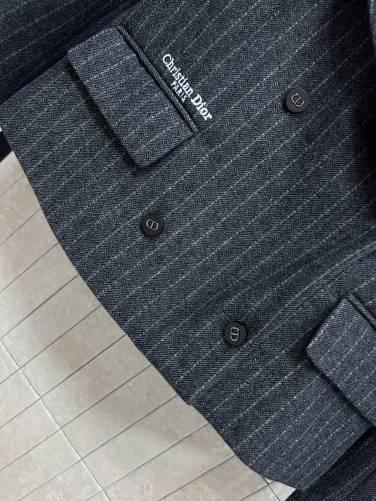 Шерстяной блейзер женский фото 4