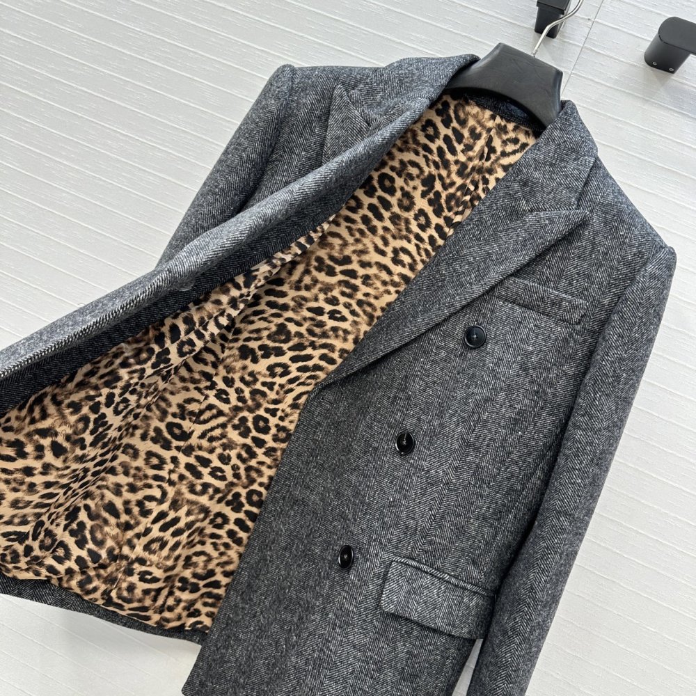 Шерстяной блейзер женский фото 7