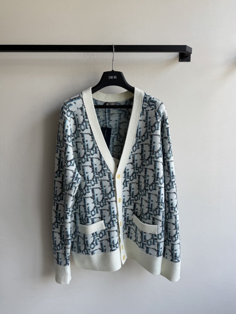 Шерстяной кардиган женский