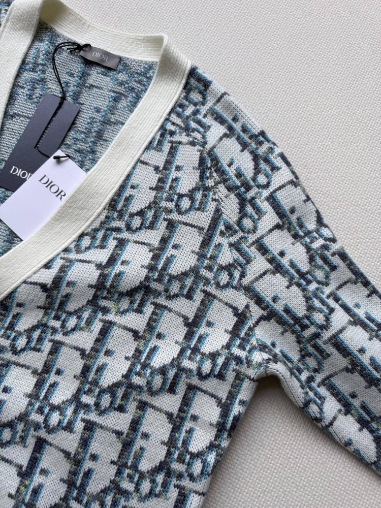 Шерстяной кардиган женский фото 5