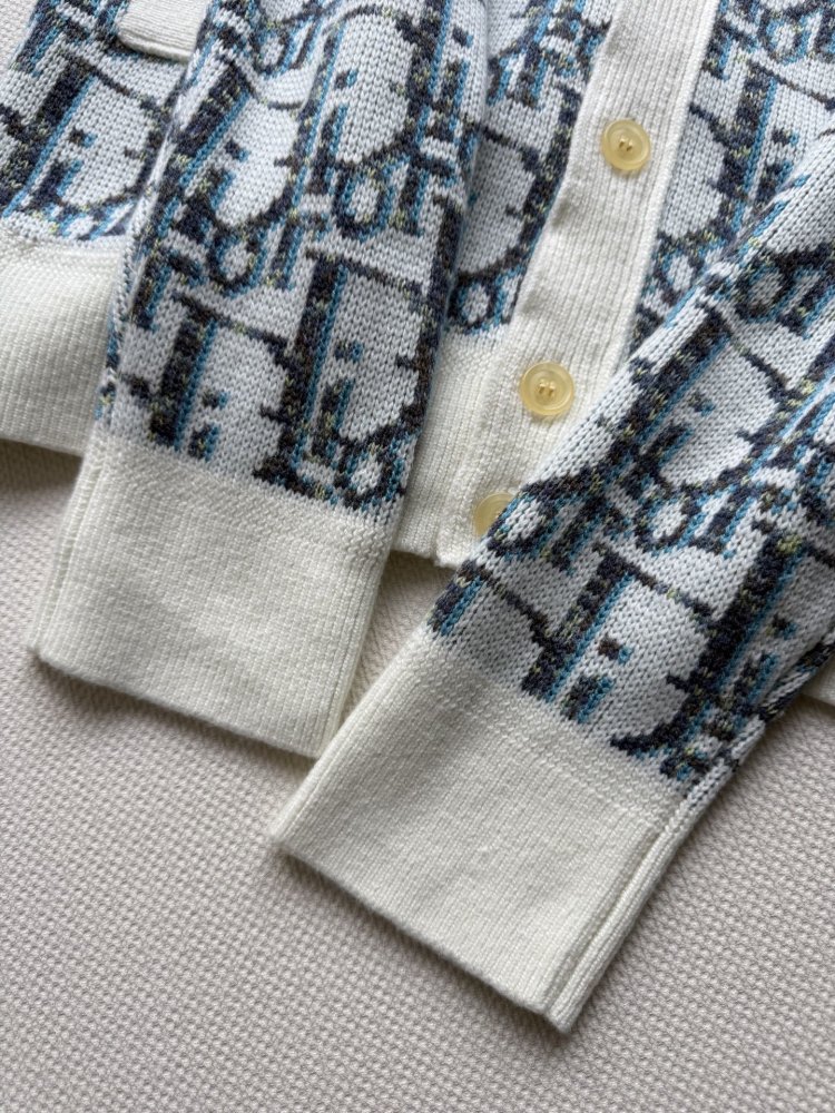 Шерстяной кардиган женский фото 8