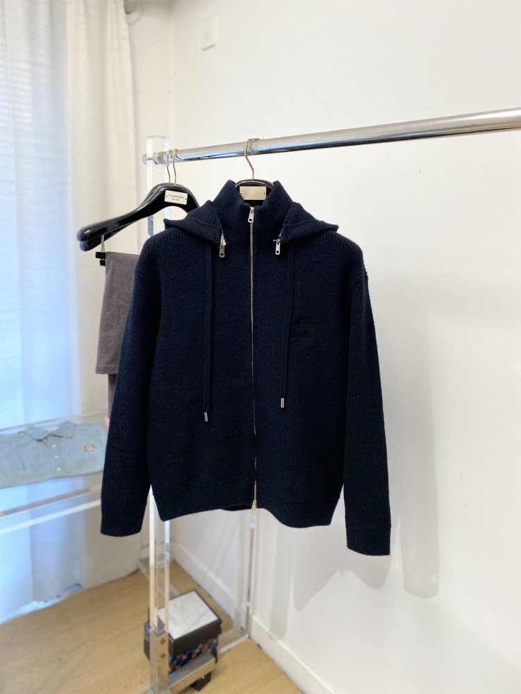 Шерстяной кардиган