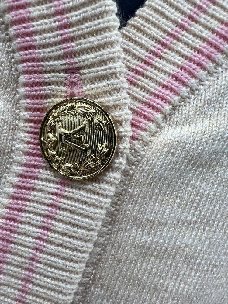 Woolen cardigan фото 3