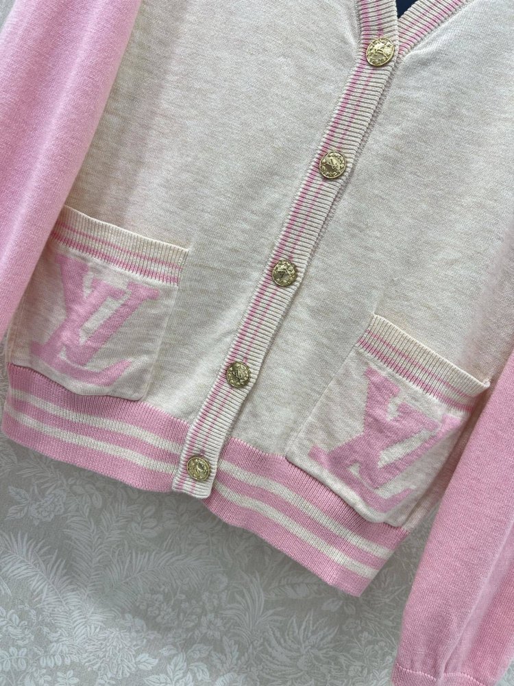 Woolen cardigan фото 5