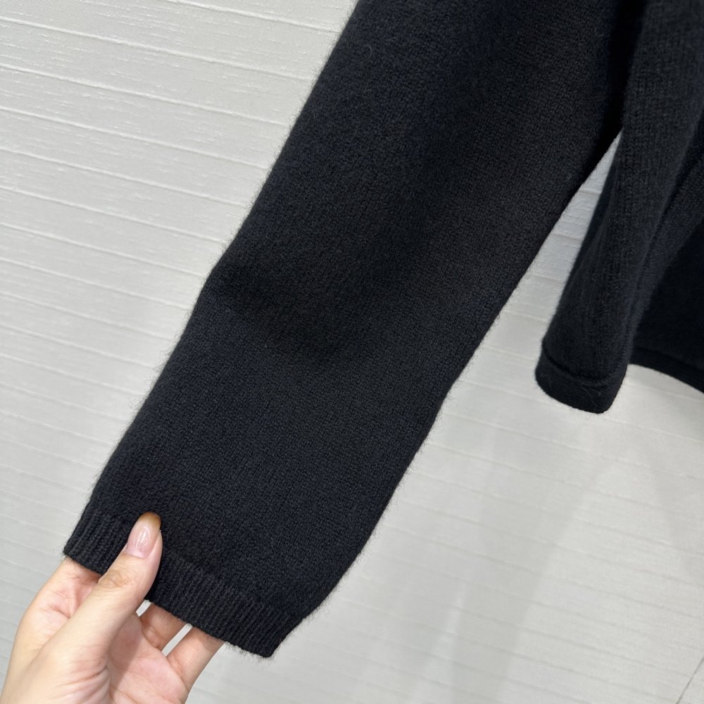 Шерстяной кардиган фото 5