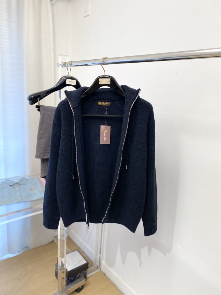 Шерстяной кардиган фото 5