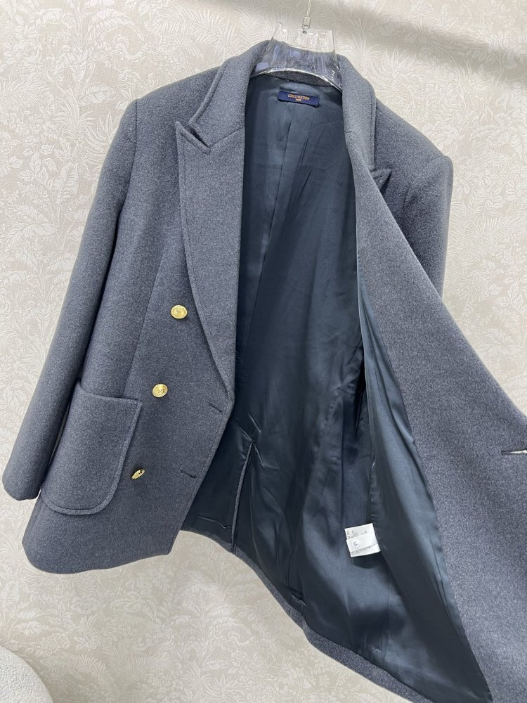 Шерстяной пиджак женский фото 6