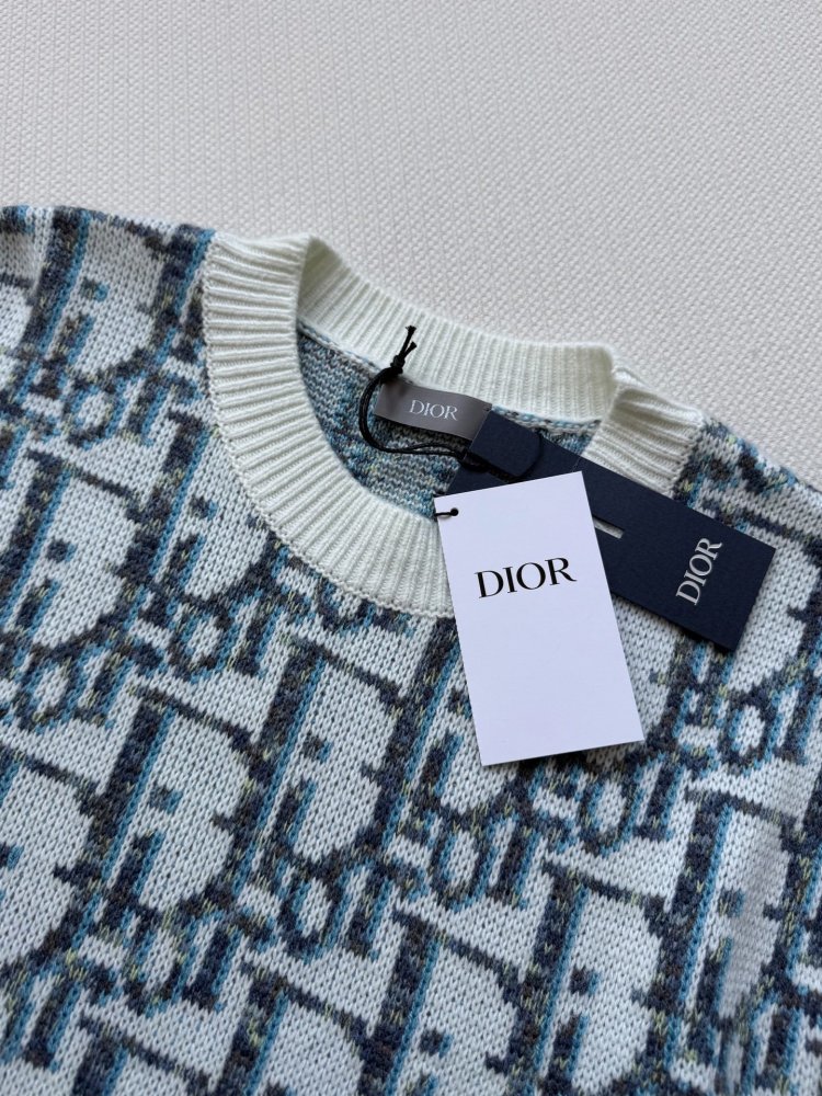 Woolen pullover women's фото 4