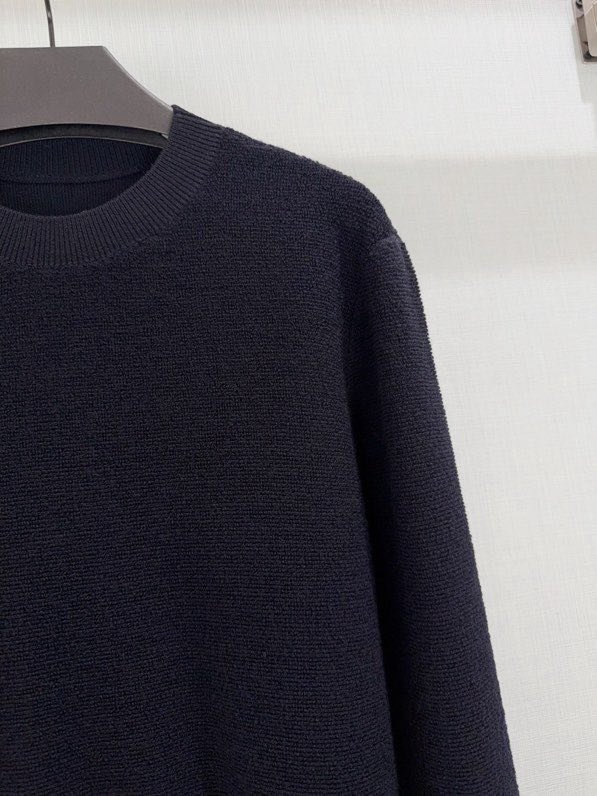 Шерстяной свитер фото 2