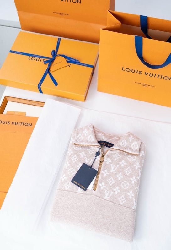 Шерстяной свитер фото 3