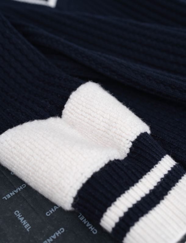 Шерстяной свитер фото 6