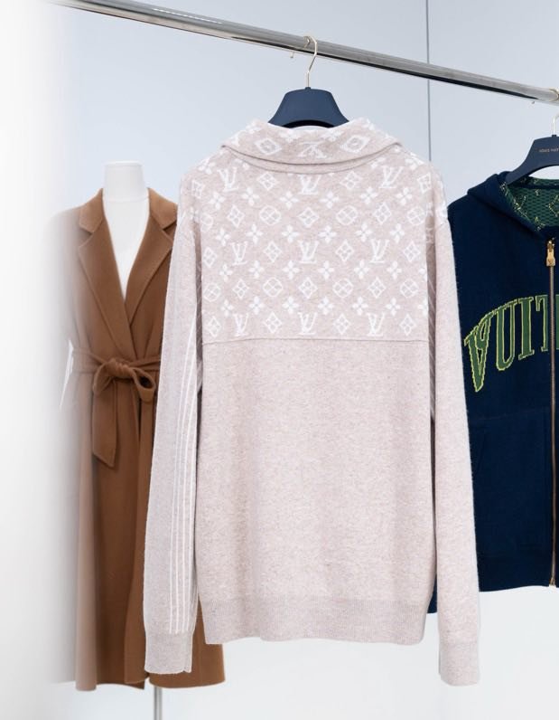 Шерстяной свитер фото 6