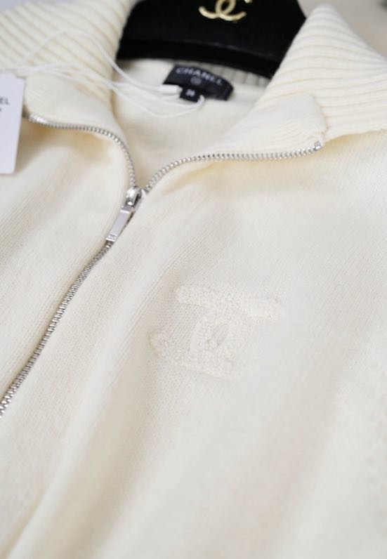 Шерстяной свитер фото 7