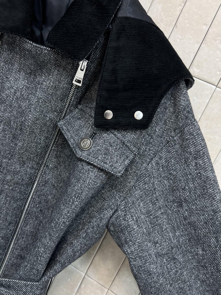 Вовняний тренч жіночий фото 5