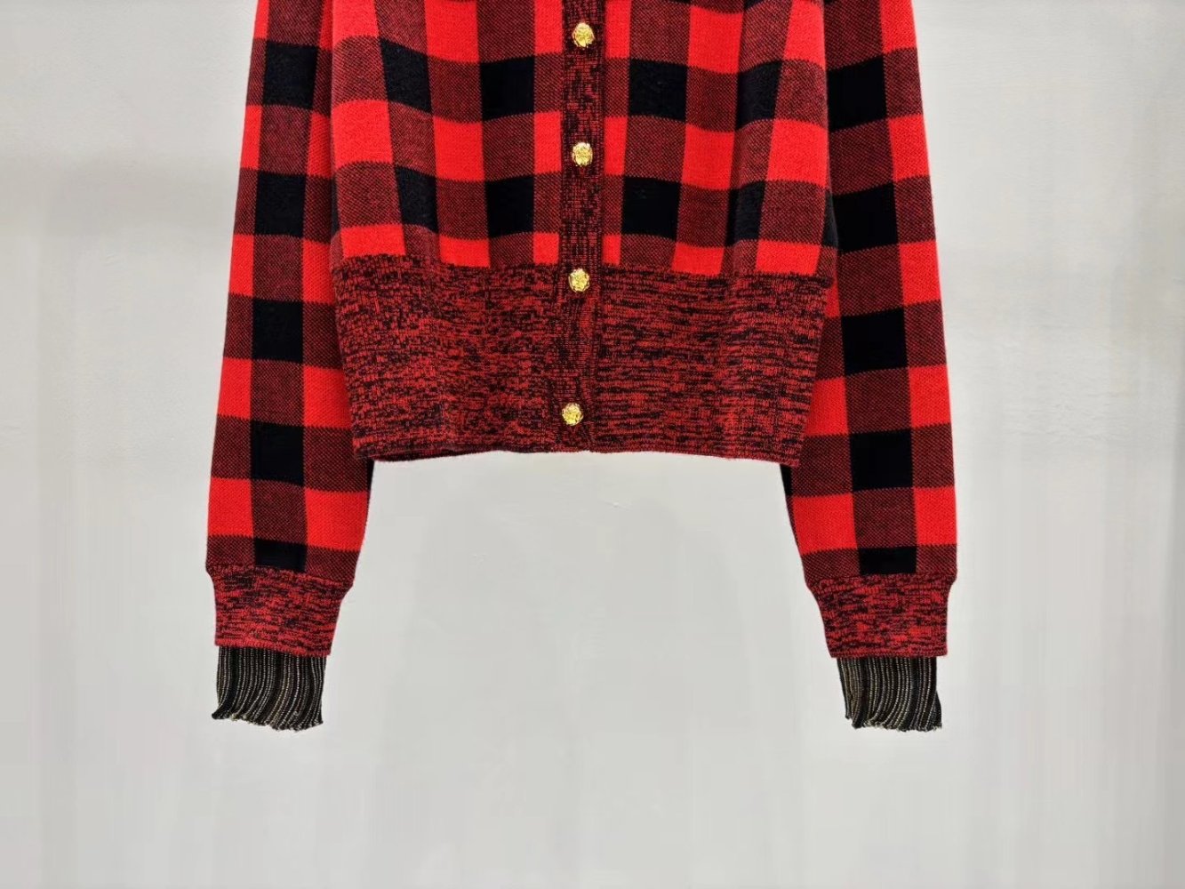 Woolen knitted cardigan at cell фото 4