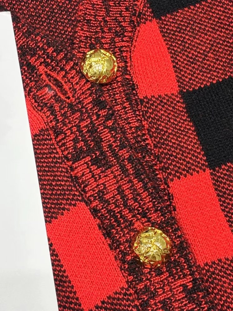 Woolen knitted cardigan at cell фото 7