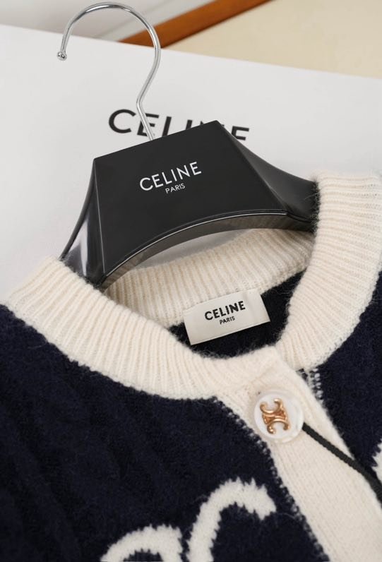 Вовняний в'язаний кардиган фото 4