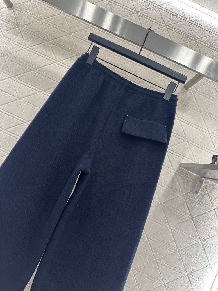 Extensive pants on lace фото 4