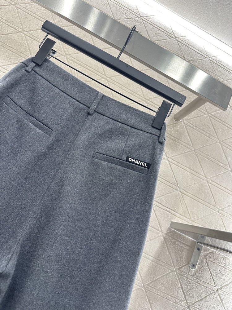 Широкие брюки с шелковым шарфом фото 4