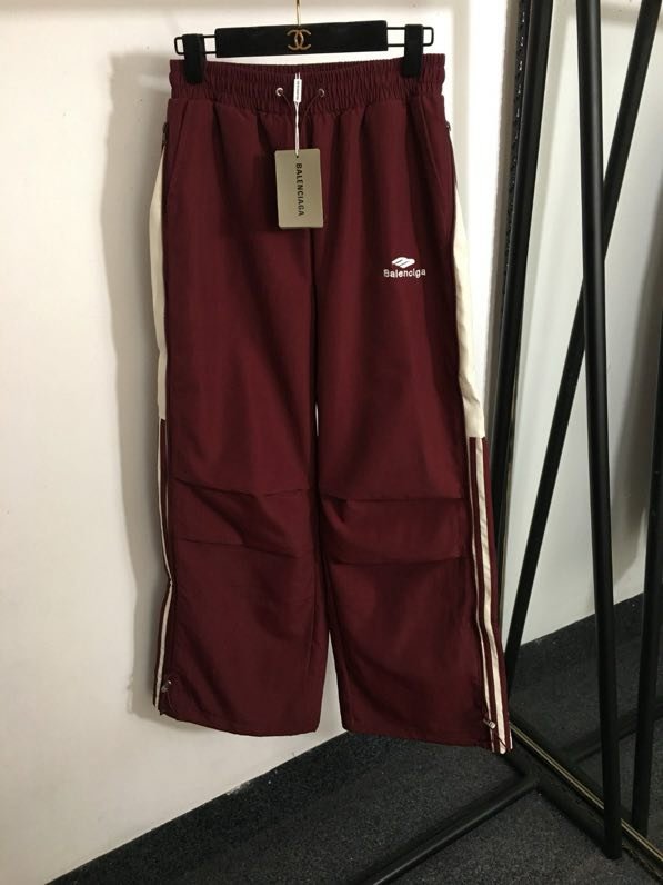 Широкі брюки жіночі