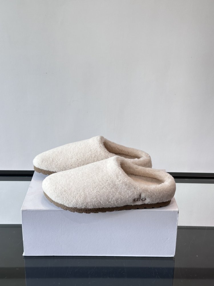 Шлепацы хутряні фото 3