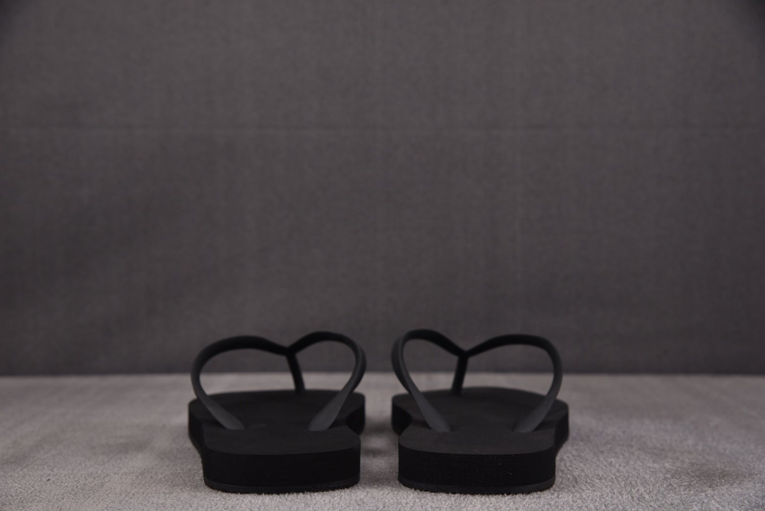 Шлепанцы Balenciaga Thong Sandal Black фото 5