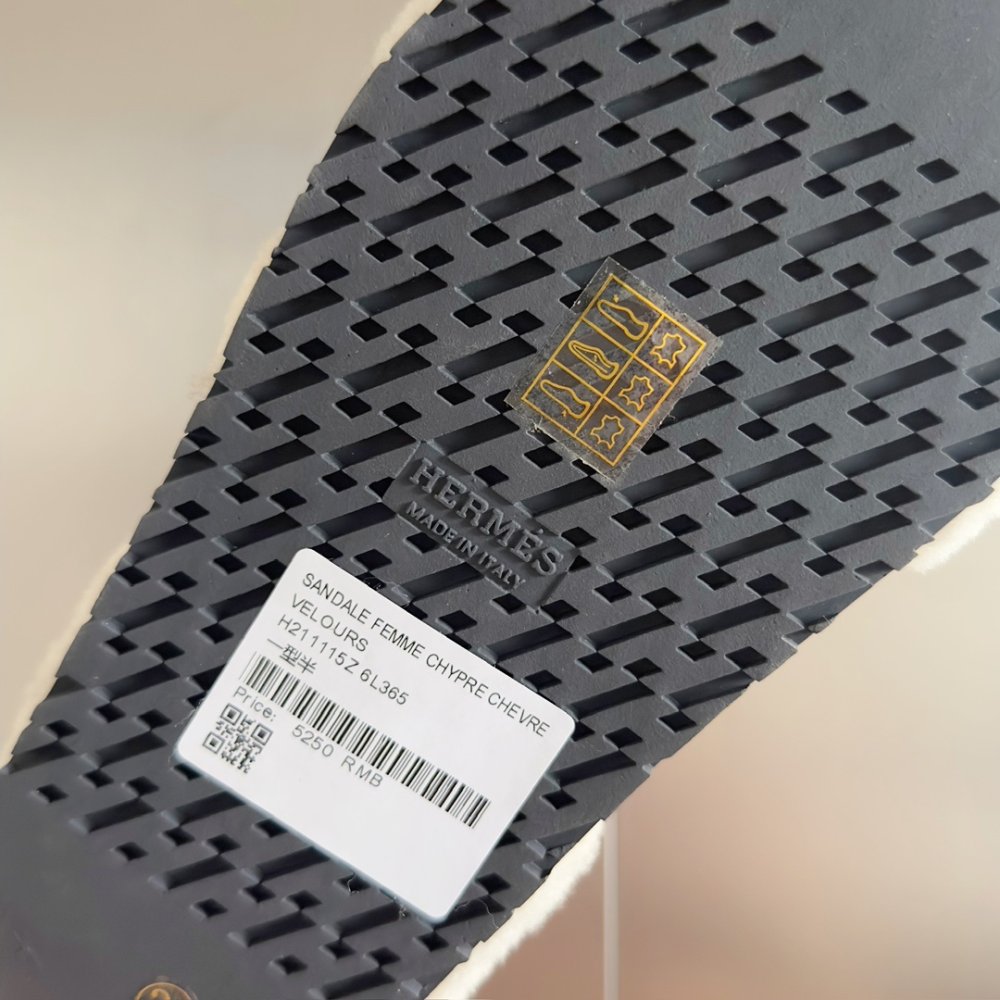 Шлепанцы Chypre меховые женские фото 9