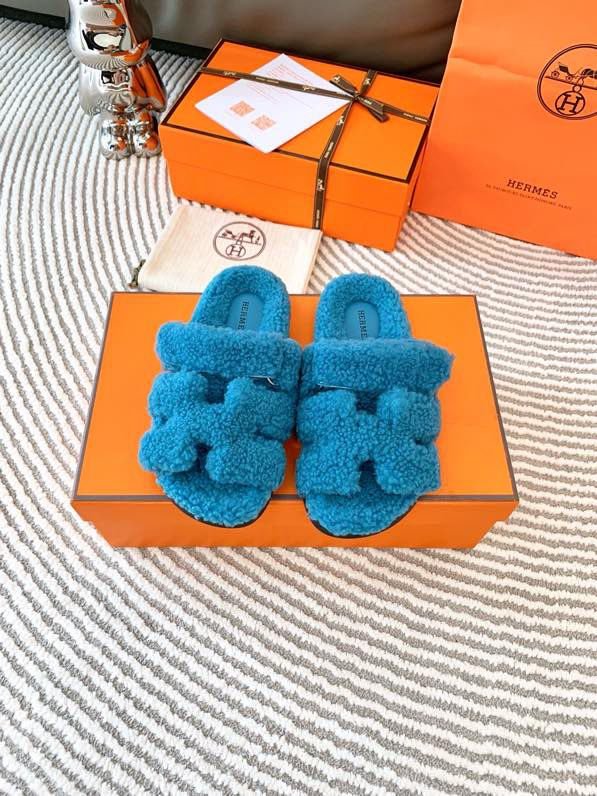 Шльопанці Chypre хутряні