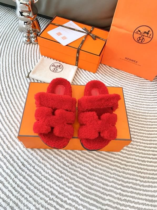 Шльопанці Chypre хутряні