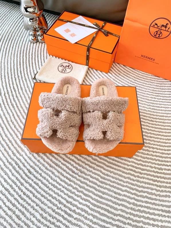 Шльопанці Chypre хутряні