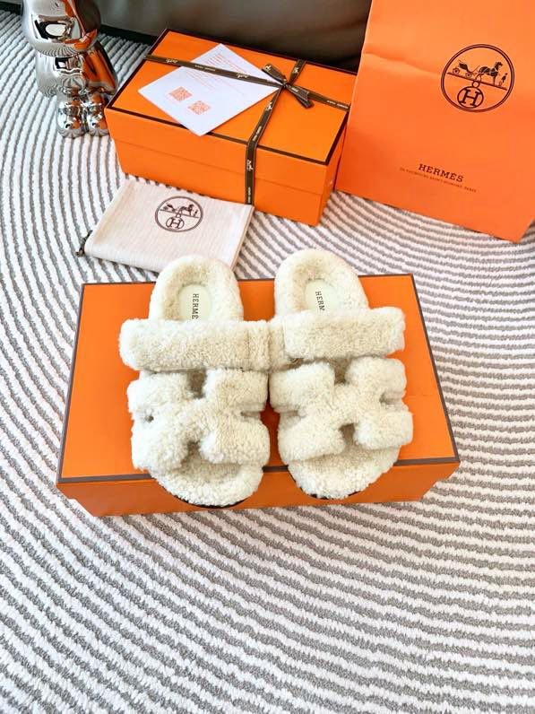 Шльопанці Chypre хутряні