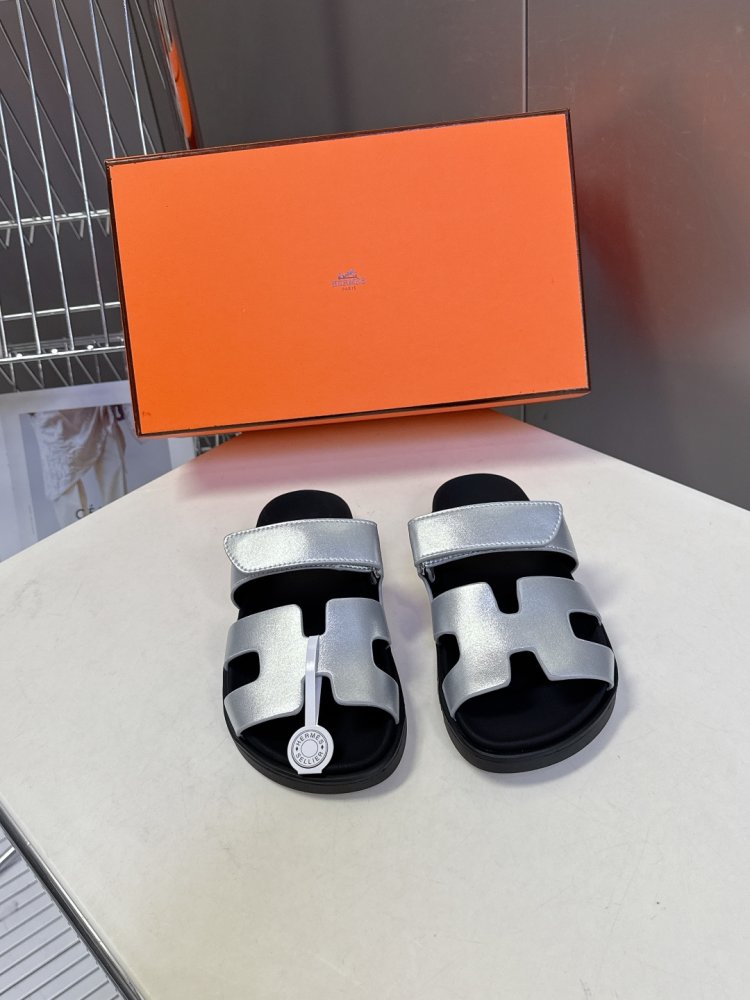 Шлепанцы Chypre женские