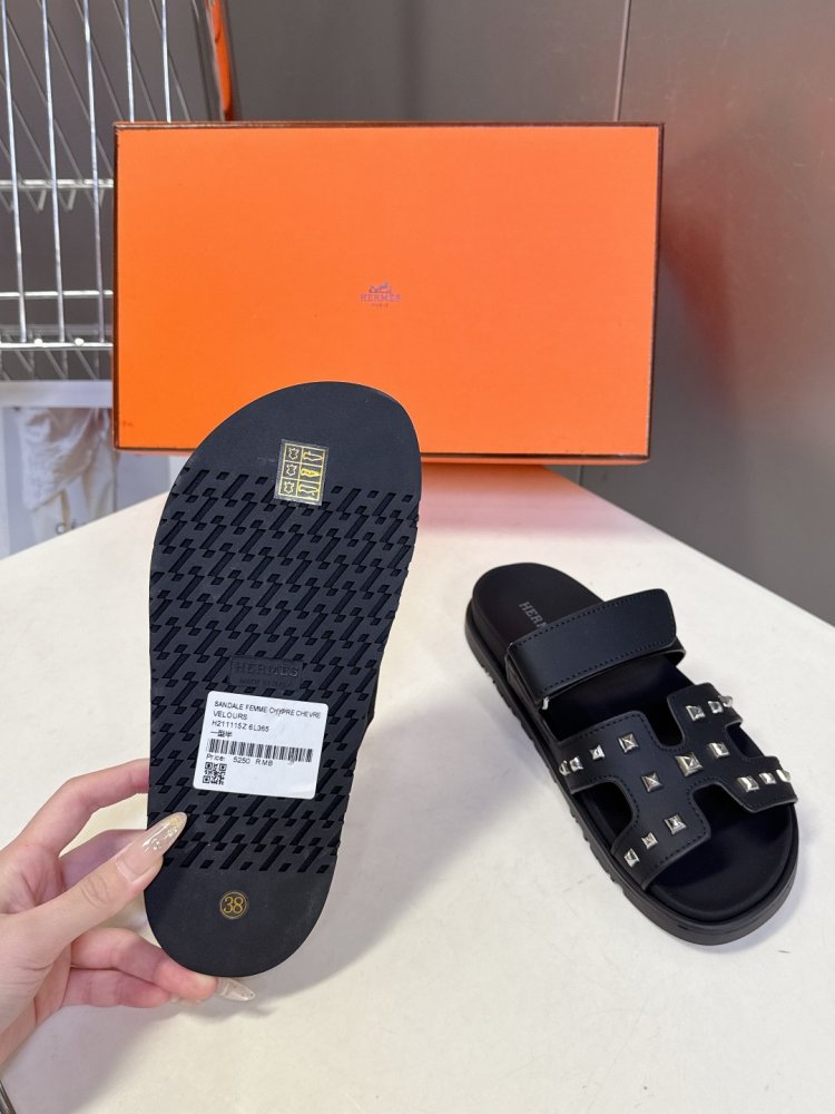 Шлепанцы Chypre женские фото 9