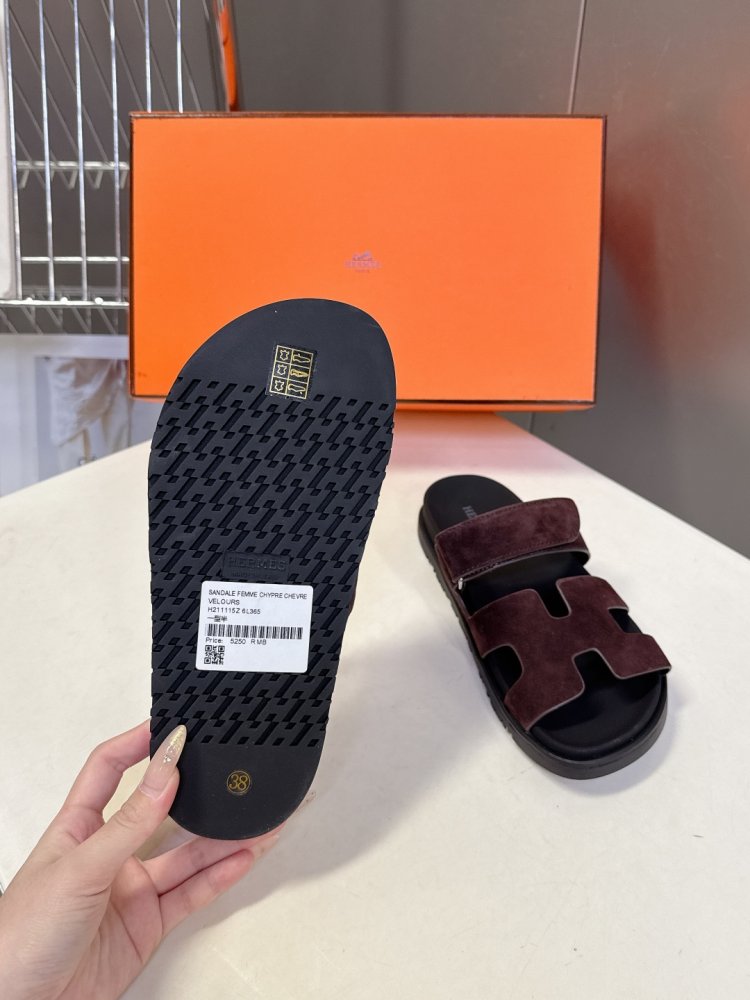 Шлепанцы Chypre женские фото 9