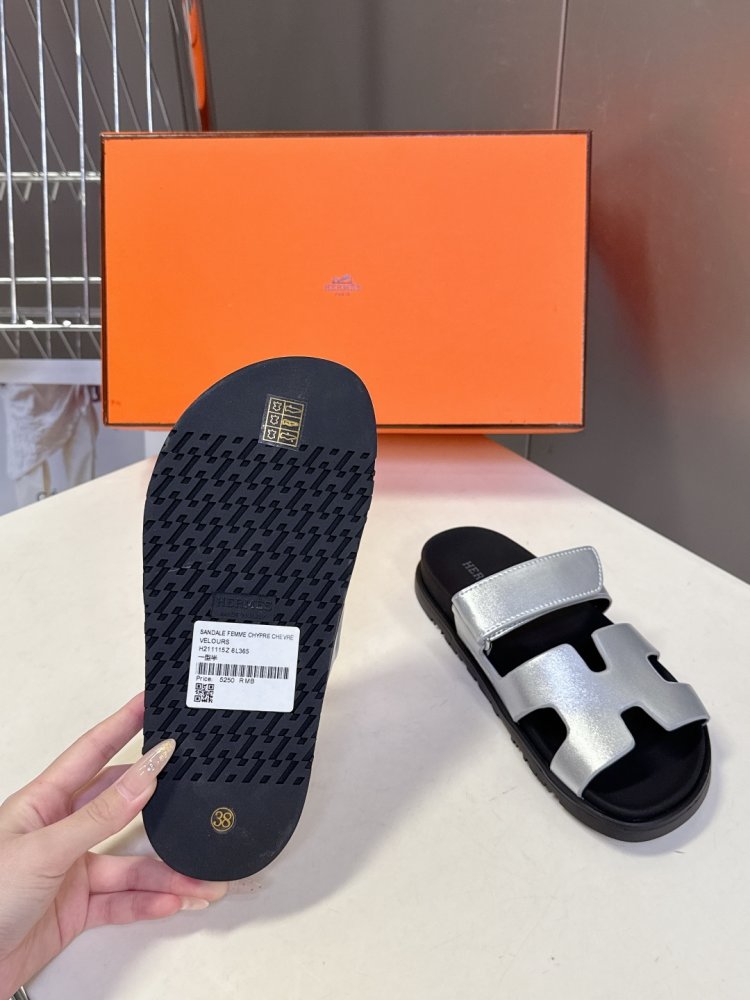 Шлепанцы Chypre женские фото 9