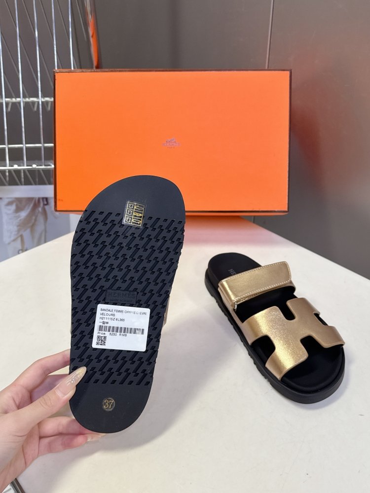 Шлепанцы Chypre женские фото 9