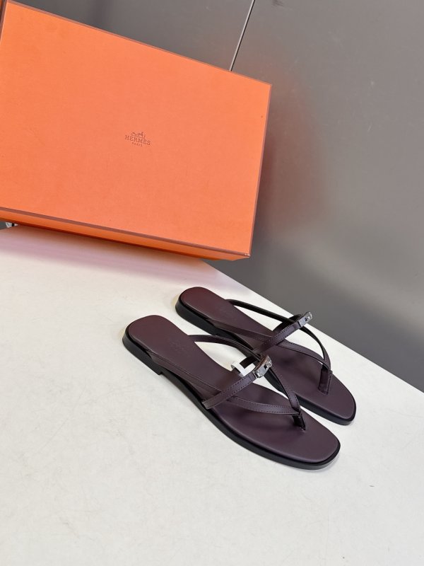 Шлепанцы Hermes Kelly Buckle фото 2