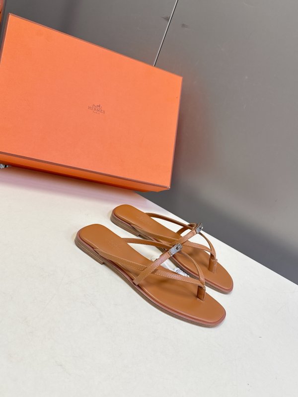 Шлепанцы Hermes Kelly Buckle фото 2