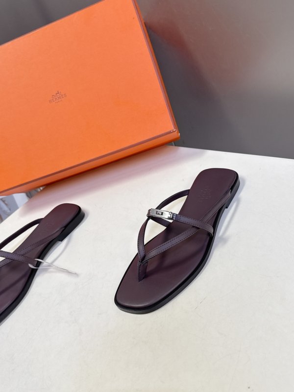Шлепанцы Hermes Kelly Buckle фото 3